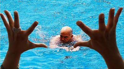 http://olympiada.files.wordpress.com/2011/08/gap-swiming-2.jpg?w=400&h=223