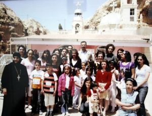 O Aσαντ η Άσμα η Πελαγία και τα παιδιά του οικοτροφείου