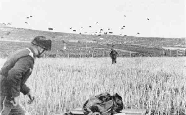 Η Μάχη της Κρήτης: Μια σπάνια μαρτυρία ενός Γερμανού Αξιωματικού των Αλεξιπτωτιστών! (Φώτο Ντοκουμέντα) 80adf-02