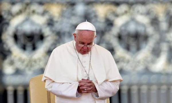 pope_prayer